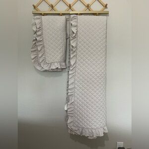 Diamond Ruffle Embroidered Shabby Chic 3 pc Queen Quilt Set